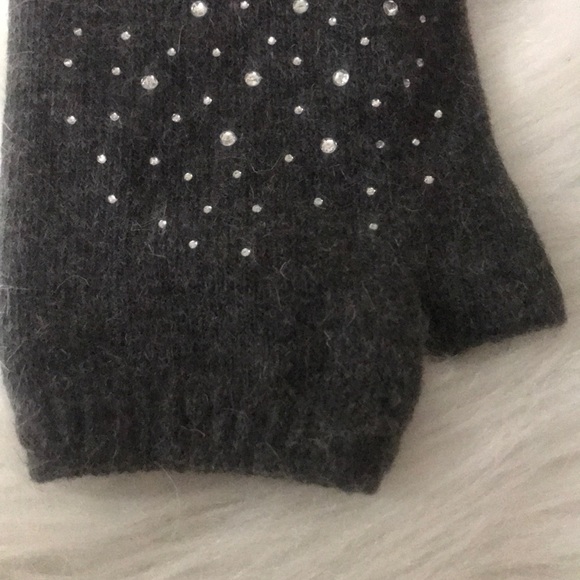 Cuffs - Picture 3 of 3